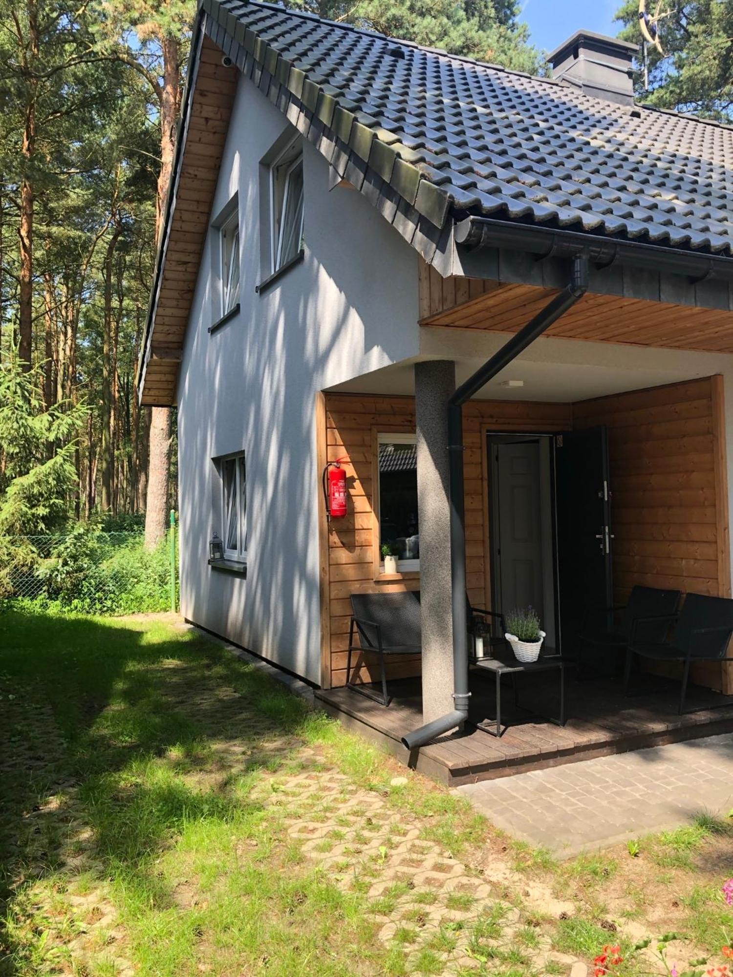 Domek Pod Lasem Pogorzelica  Buitenkant foto